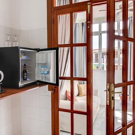 Hostal Alegre Nerja Εξωτερικό φωτογραφία