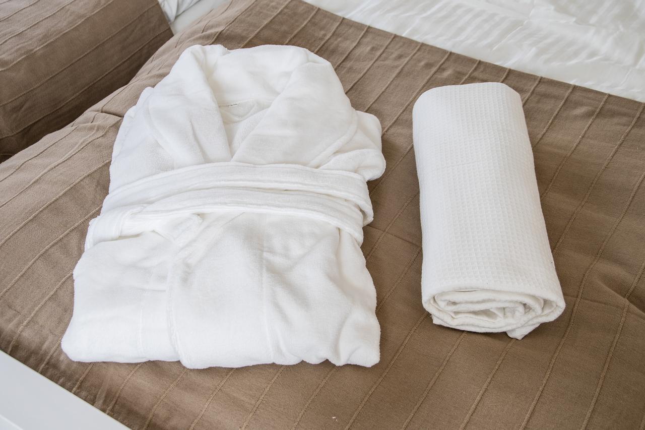 Hostal Alegre Nerja Εξωτερικό φωτογραφία